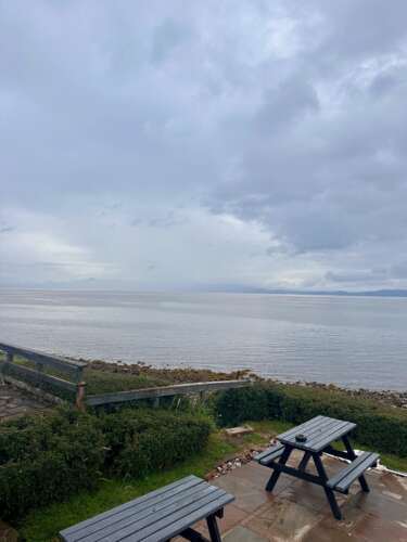 North Coast 500 - Picknickbänke in Applecross