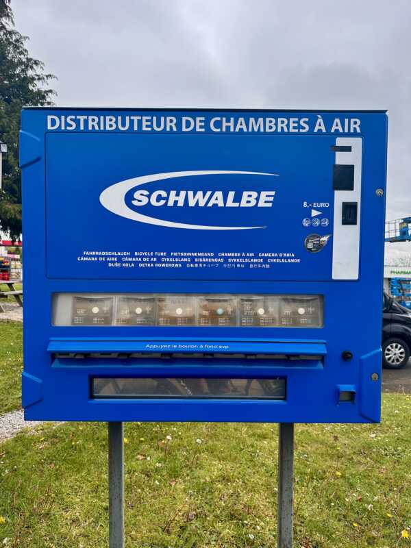 EuroVelo 1 - a Schwalbe tires vending machine!